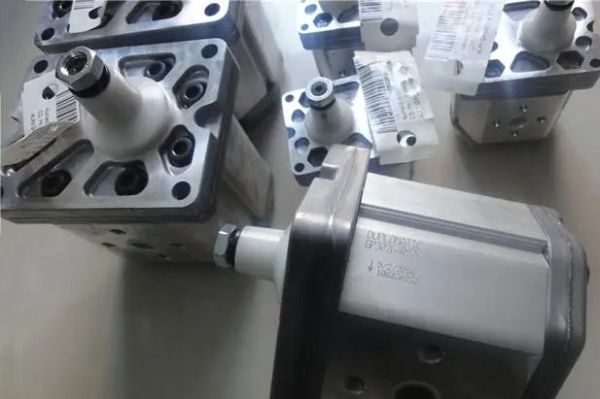 迪普馬GP1外齒輪泵的技術特點、應用領域，意大利Duplomatic齒輪泵官網